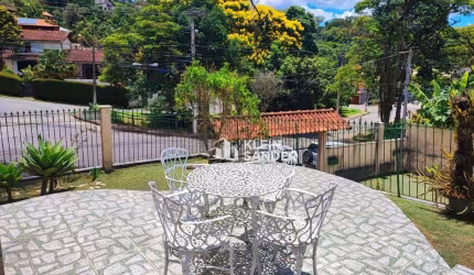 Casa à venda, 395 m² por R$ 1.750.000,00 - Vale dos Pinheiros - Nova Friburgo/RJ
