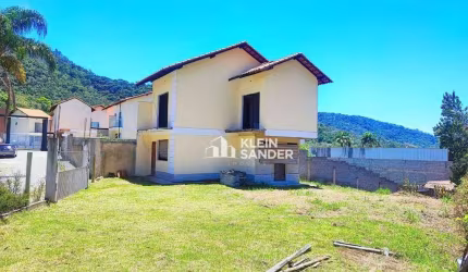 Casa à venda, 81 m² por R$ 520.000,00 - Parada Folly - Nova Friburgo/RJ