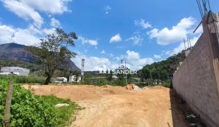 Terreno à venda, 742 m² por R$ 460.000,00 - Ponte da Saudade - Nova Friburgo/RJ