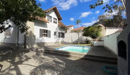 Casa à venda, 248 m² por R$ 1.645.000,00 - Cônego - Nova Friburgo/RJ