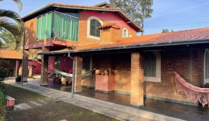 Linda Chácara á venda no Bairro no Bairro Figueira II em, Alumínio/SP