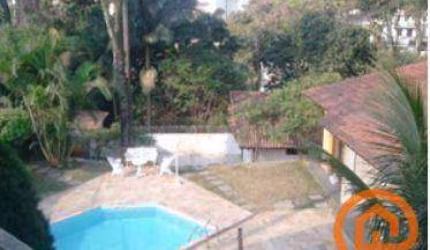 Casa com 5 dormitórios à venda, 900 m² por R$ 3.200.000,00 - Loteamento Residencial e Comercial Horto Florestal - Jundiaí/SP