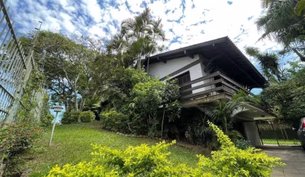 Casa com 4 quartos à venda na Rua Oliveira Braga, 574, Freitas, Sapucaia do Sul por R$ 1.650.000