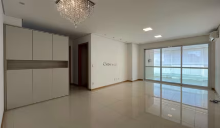 Apartamento á venda com 3 quartos , 128 m²