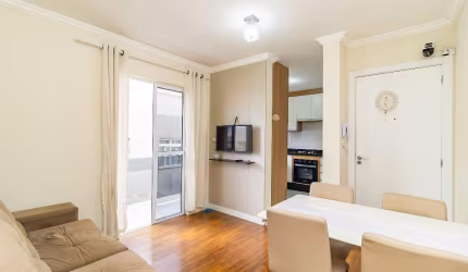 Apartamento Semi mobiliado com 3 Quartos (suíte) - Vaga Coberta