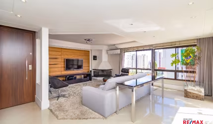 COBERTURA DUPLEX, 4 SUITES, 3 VAGAS LIVRES DE GARAGEM E AMPLOS AMBIENTES SOCIAIS PARA RECEBER COM ESTILO