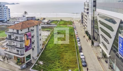 TERRENO 2.000 m² - BEIRA MAR - MEIA PRAIA - ITAPEMA - SC