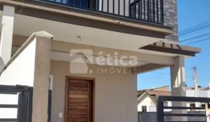 EXCELENTE SOBRADO COM PISCINA NO BAIRRO SANTA REGINA EM ITAJAÍ