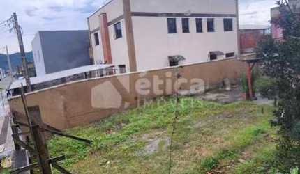 Venda de Terreno no Loteamento Portal 2 -  Bairro  Espinheiros, Itajaí SC.