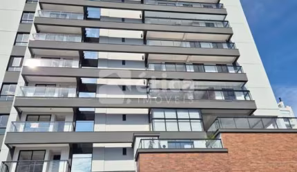Apartamento  de 03 dormitórios  sendo 01 suíte    e 02 vagas para  locação na Vila Operária.