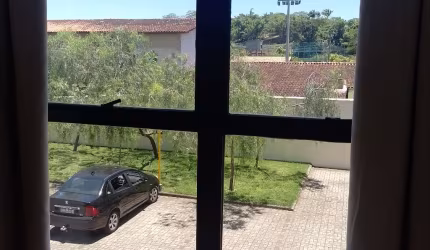 Flat com planejados na Granja dos Cavaleiros