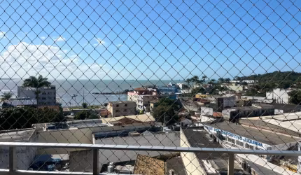 Apartamento com 02 quartos no Centro de Macaé