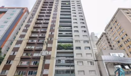 Apartamento Mobiliado, 03 quartos c/suíte, 02 vagas, 30 metros do shopping no Batel/Água Verde em Curitiba PR