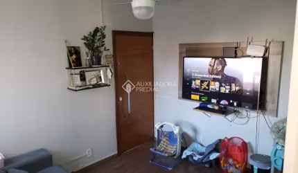 Apartamento com 2 quartos à venda na Avenida Dezessete de Abril, 1544, Guajuviras, Canoas, 42 m2 por R$ 133.500