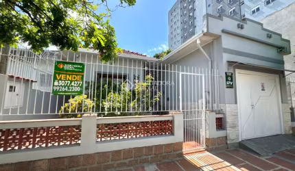 Casa com 3 quartos à venda na Rua Germânia, 137, Centro, Canoas, 132 m2 por R$ 800.000