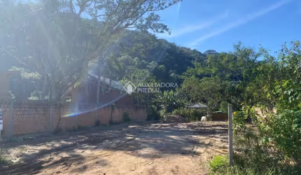 Terreno à venda na Servidão Eliane Nilza de Abreu, 27, Rio Tavares, Florianópolis, 548 m2 por R$ 799.000