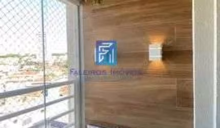 Charmoso apartamento reformado na Vila Seixas