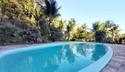 Casa de campo em plena praia, Canto do Forte, piscina, churrasqueira, árvores frutíferas