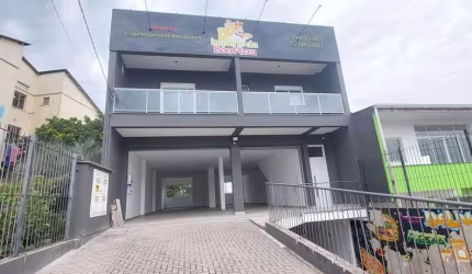 Apartamento com 2 dormitórios para alugar, 100 m² por R$ 2.220,00/mês - Vila Nova - Porto Alegre/RS