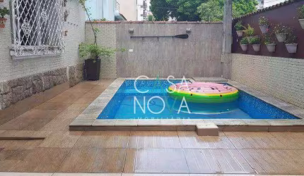 Sobrado, 3 suítes, piscina, churrasqueira