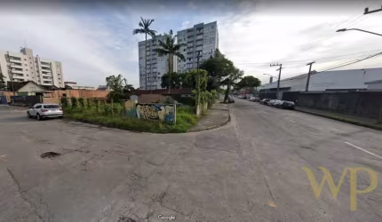 Terreno à venda na Rua Almirante Barroso, 487, América, Joinville por R$ 735.000