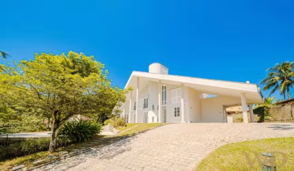 Casa com 4 quartos à venda na Rua João Krisch, 777, Glória, Joinville por R$ 2.700.000