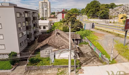 Casa comercial à venda na Rua Coronel Santiago, 36, Anita Garibaldi, Joinville por R$ 1.650.000