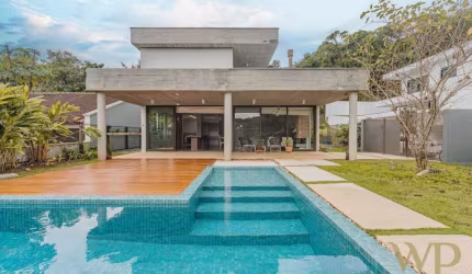 Casa com 4 quartos à venda na Rua Professor Beno Sebastião Harger, 112, América, Joinville por R$ 3.750.000