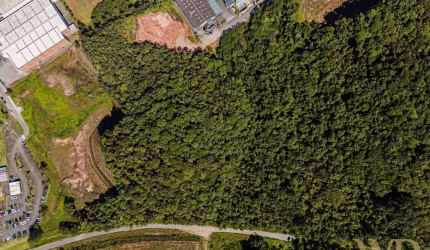 Terreno comercial à venda na Etiene Arnaldo Douat, 1, Zona Industrial, Joinville por R$ 3.800.000
