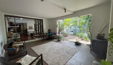 Sobrado de esquina para locação, no Campo Belo, 222m²