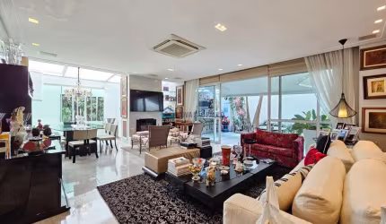 Casa em condomínio a venda|Moema - Ibirapuera|3 Quartos - Suítes|3 - 4 vagas|Churrasqueira