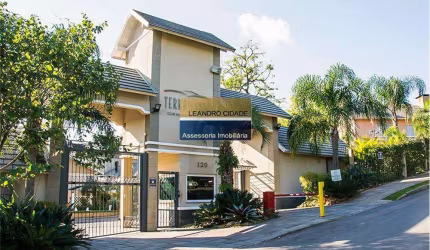 Casa de condomínio 3 dormitórios à venda no Bairro Jardim Carvalho com 252 m² de área privativa - 3 vagas de garagem