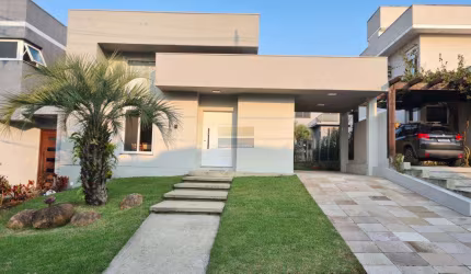 Casa de condomínio 3 dormitórios à venda no Bairro Condomínio Buena Vista com 173 m² de área privativa - 2 vagas de garagem
