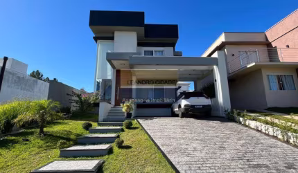 Casa de condomínio 3 dormitórios à venda no Bairro Condomínio Buena Vista com 210 m² de área privativa - 2 vagas de garagem
