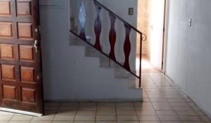 Sobrado com 2 dormitórios à venda, 106 m² por R$ 540.000,00 - Santa Maria - Santo André/SP