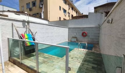 Casa com 3 dormitórios à venda, 236 m² por R$ 1.600.000,00 - Campo Grande - Santos/SP