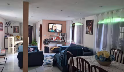 Sobrado com 3 dormitórios à venda, 182 m² por R$ 840.000,00 - Aparecida - Santos/SP
