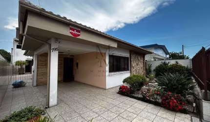 Casa à venda no bairro Ipiranga - São José/SC