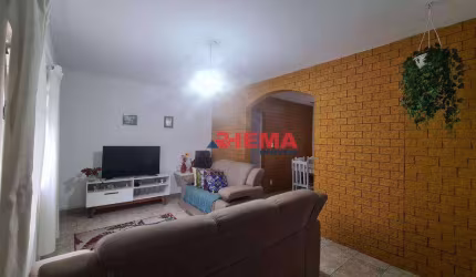 Apartamento com 3 dormitórios à venda, 61 m² por R$ 320.000,00 - Aparecida - Santos/SP