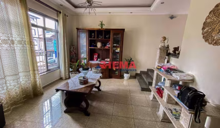 Sobrado com 4 dormitórios à venda, 219 m² por R$ 1.390.000,00 - Campo Grande - Santos/SP