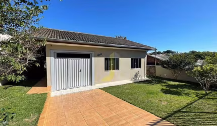 Casa no Periolo com 3 quartos e ampla sobra de terreno