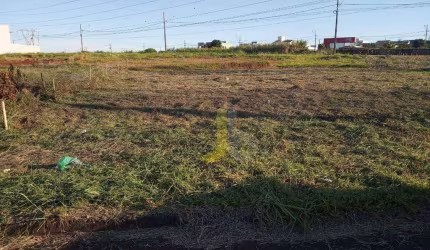 Lote no Verona com 17,22 de frente