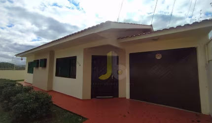 CASA A VENDA REGIÃO CENTRAL