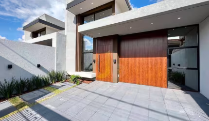 CASA COM FACHADA INCRÍVEL