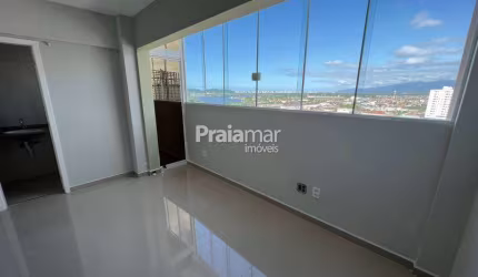 Cobertura Triplex à Venda em São Vicente | 3 Suítes, Piscina, 2 Vagas e Elevador