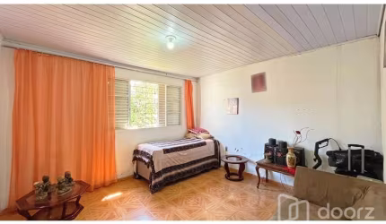 Casa com 3 quartos à venda na Rua Coronel Tisiano F. de Leoni, 240, Partenon, Porto Alegre, 104 m2 por R$ 305.000