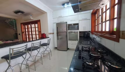 Casa à venda em Votorantim, Residencial Votorantim Park II, com 3 suítes, com 330 m²
