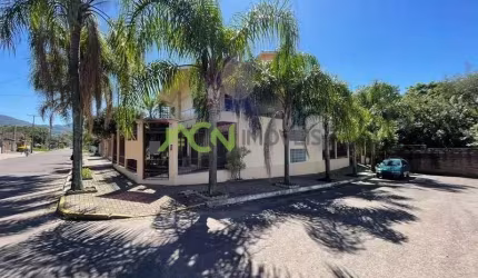 Casa com 4 dormitórios, mobiliada, no bairro Sâo Jorge em Novo Hamburgo