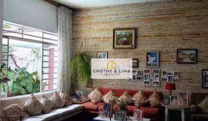 Casa com 4 dormitórios à venda, Centro - São José dos Campos/SP
