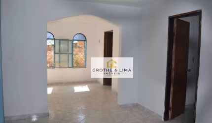 Casa - Santa Lúcia - 3 Dormitórios - 105m²
